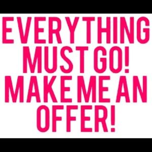WOMENS‎ CLOTHING SALE!!! Make me an offer!!!